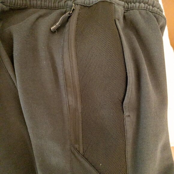 Nike Dri-FIT Joggers Pants Black Mesh Panels Size M Athletic Activewear - Picture 6 of 6